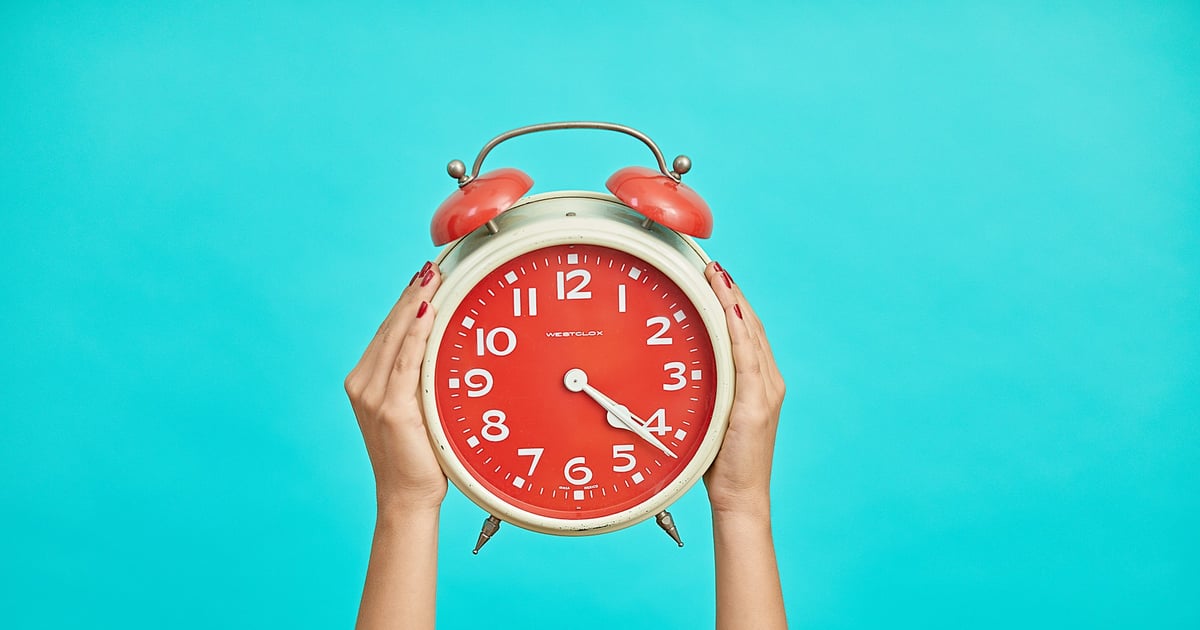 Hands holding Alarm Clock - Snooze Reminder of Web Highlights - PDF & Web Highlighter Chrome Extension